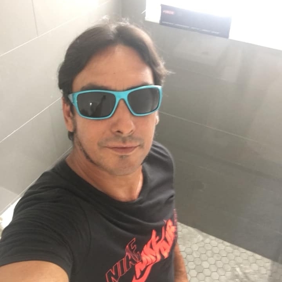 alexander_leon